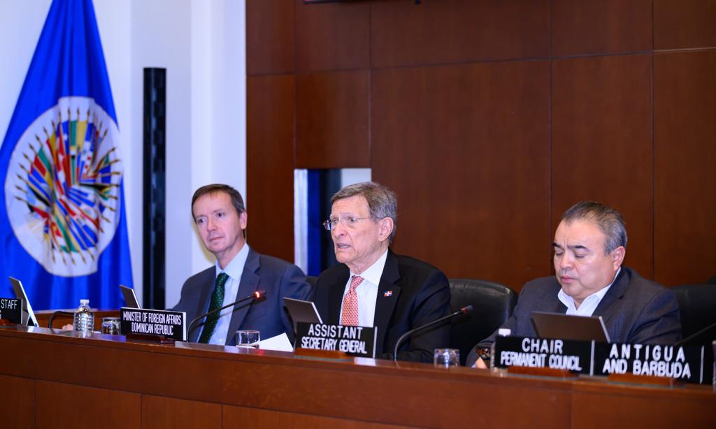 Canciller Roberto Álvarez presenta al Consejo Permanente de la OEA los ...